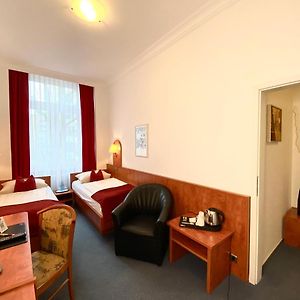 Economy Kamer met Twee Aparte Bedden